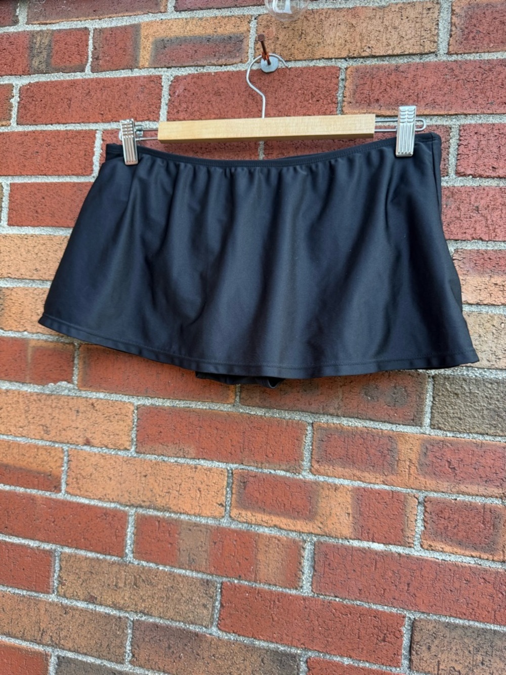Catalina Black Swim Skirt Bottoms Skort Womens Medium 8/10